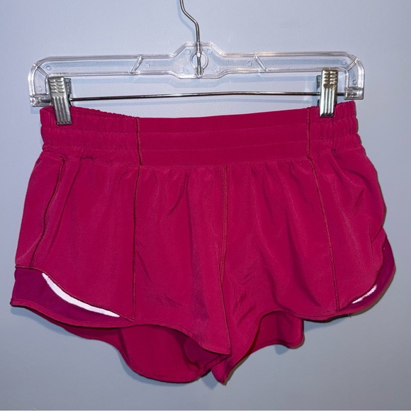 Hotty Hot Low-Rise Lined Short 2.5" Pink - Size 8 - Picture 2 of 5